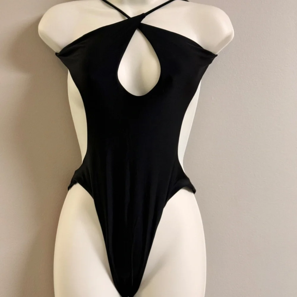 1 pc 2024 High Cut Cheeky Swimsuit  NWT - Picture 2 of 4